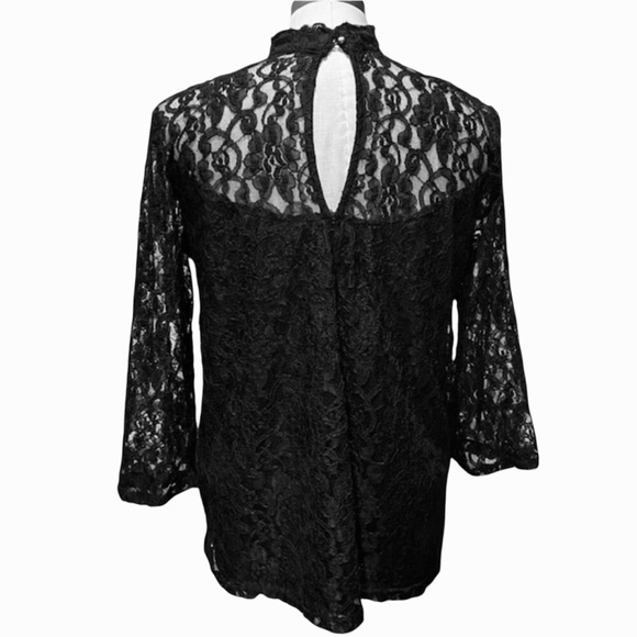 Eve & Maddie Lack Lace Blouse Size S - Picture 2 of 9